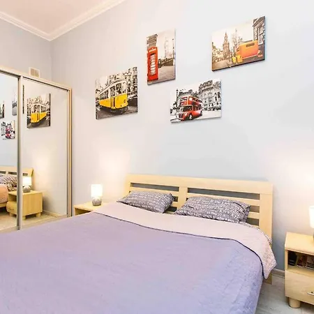 Nice Apartments Daire Lviv